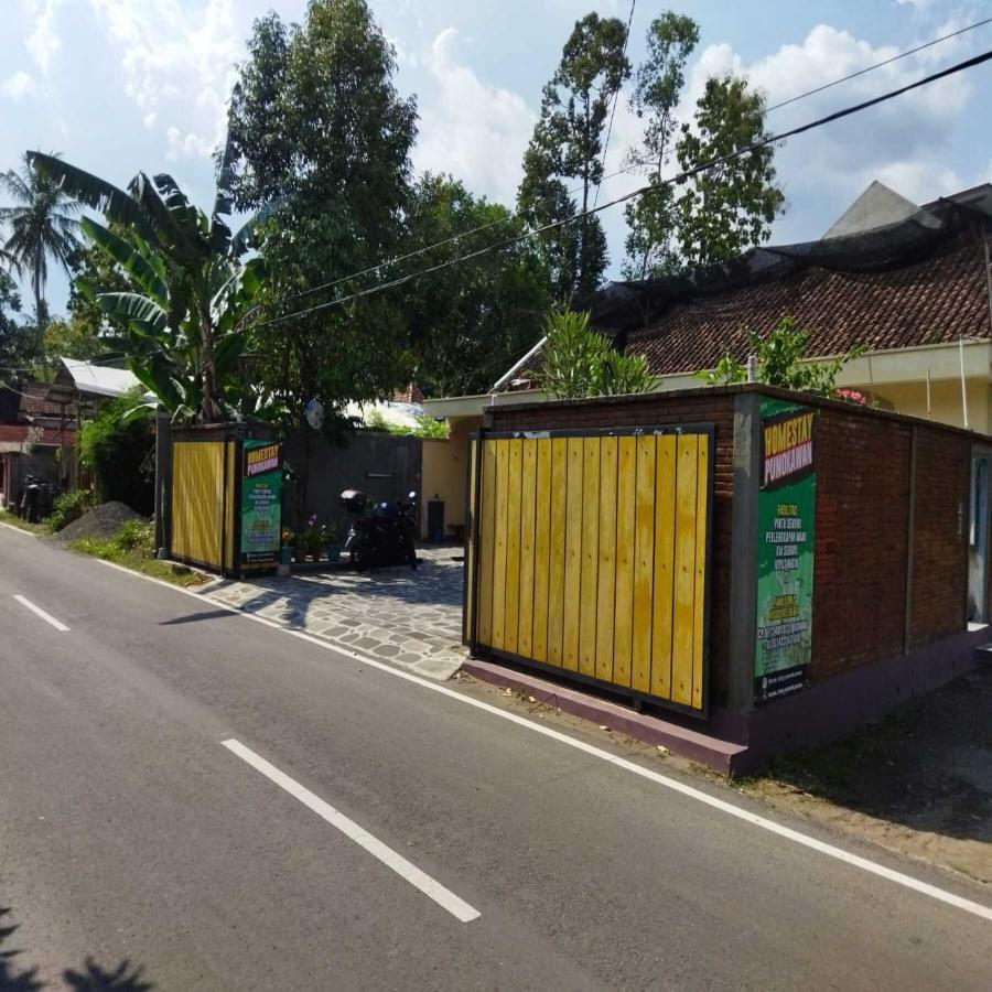 Homestay Punokawan Borobudur Magelang Exterior photo